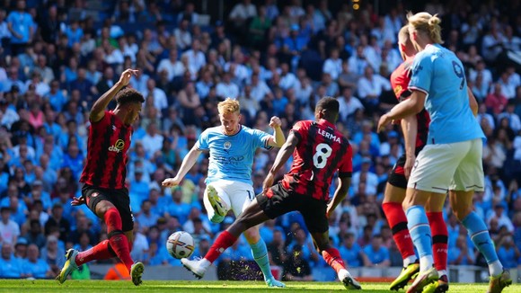 Haaland sắm vai chim mồi, Gundogan, De Bruyne, Foden mặc sức ghi bàn ảnh 2