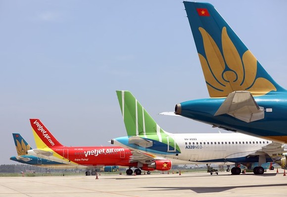 Các hãng hàng không được phép tăng tần suất các chuyến bay quốc tế thường lệ chở khách đến Việt Nam. (Ảnh: TTXVN)