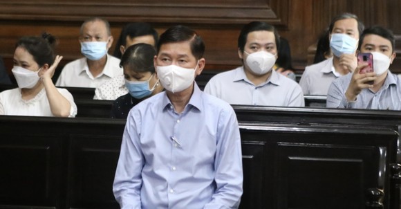 Luật sư bào chữa cho ông Trần Vĩnh Tuyến: Xác định thiệt hại 672 tỷ đồng là không có căn cứ ảnh 2