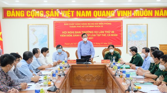 Chủ tịch UBND TPHCM Phan Văn Mãi: Biên phòng chủ động phối hợp đảm bảo an ninh trật tự để người dân vui xuân, đón tết ảnh 2