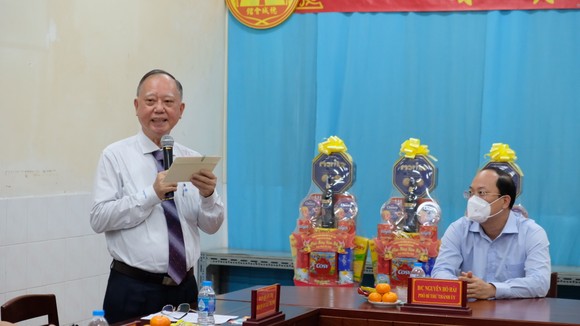 Lãnh đạo TPHCM chúc tết các Hội quán người Hoa tại quận 5 ảnh 3