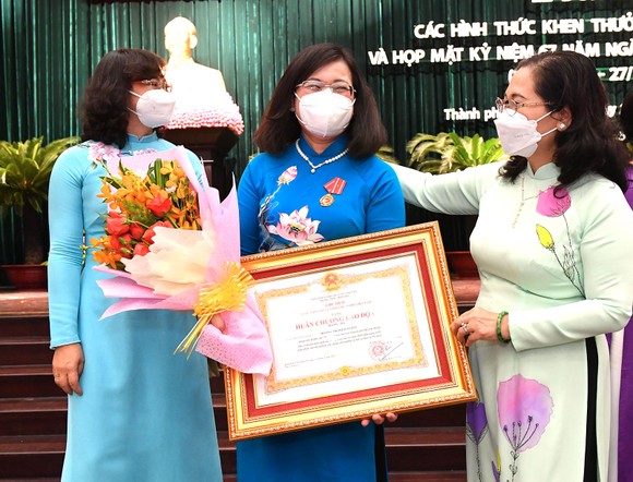 Bí thư Thành ủy TPHCM Nguyễn Văn Nên: Tập trung chăm lo lực lượng tuyến đầu, y tế cơ sở ảnh 5