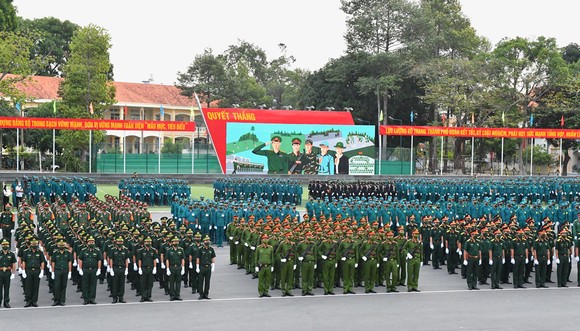 Bộ Tư lệnh TPHCM làm lễ ra quân huấn luyện năm 2022 ảnh 2