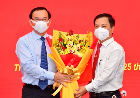 Đồng chí Lê Thị Hờ Rin giữ chức Phó Chủ nhiệm Ủy ban Kiểm tra Thành ủy TPHCM ảnh 3