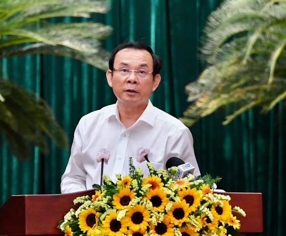 Bí thư Thành ủy TPHCM Nguyễn Văn Nên: Hiện thực hóa chương trình nhà ở xã hội, giải tỏa nhà tạm trên kênh rạch ảnh 3