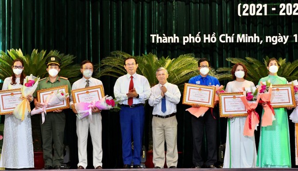 Bí thư Thành ủy TPHCM Nguyễn Văn Nên: TPHCM rất đỗi tự hào, vinh dự mang tên Bác Hồ kính yêu ảnh 1