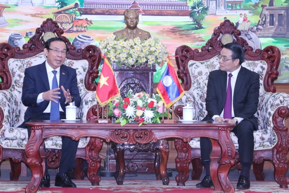 Tăng cường hợp tác, giao lưu giữa TPHCM và tỉnh Champasak của Lào ảnh 1