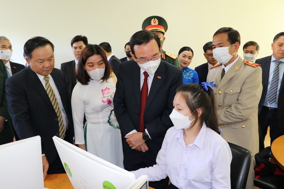 Chuyến thăm và làm việc của đoàn đại biểu cấp cao TPHCM tại Lào thành công tốt đẹp ảnh 18