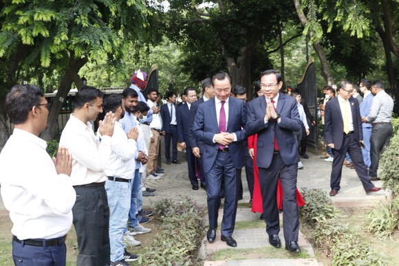 Bí thư Thành ủy TPHCM Nguyễn Văn Nên dự lễ khánh thành tượng Bác Hồ tại Thủ đô New Delhi ảnh 7