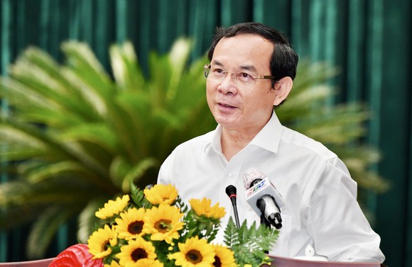 Bí thư Thành ủy TPHCM Nguyễn Văn Nên phát biểu tại hội nghị Thành ủy TPHCM lần thứ 15, ngày 5-7-2022. Ảnh: VIỆT DŨNG