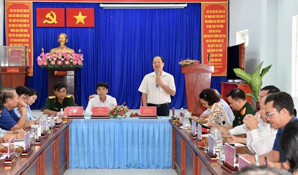Phó Bí thư Thành ủy TPHCM Nguyễn Hồ Hải: Quan tâm chăm lo đời sống, sức khỏe người dân xã đảo Thạnh An ảnh 1