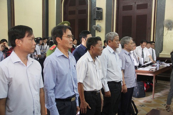 Nguyên Phó Thống đốc Ngân hàng Nhà nước Đặng Thanh Bình lãnh 3 năm tù ảnh 2