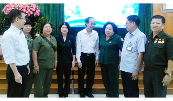 Gặp gỡ bộ đội tình nguyện, thanh niên xung phong làm nhiệm vụ quốc tế ảnh 1