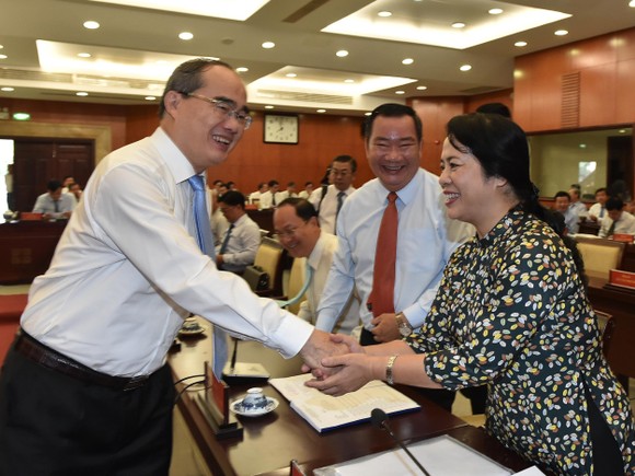 Hội nghị Thành ủy TPHCM bàn kế hoạch nhân sự cho nhiệm kỳ tới ảnh 4