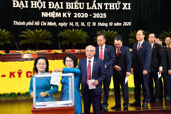 Tân Bí thư Thành ủy TPHCM Nguyễn Văn Nên chính thức ra mắt ảnh 4