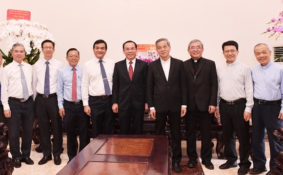 Bí thư Thành ủy TPHCM Nguyễn Văn Nên gửi lời tri ân đến đồng bào công giáo chung tay vượt qua khó khăn ảnh 2
