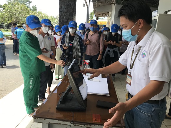 Bí thư Thành ủy TPHCM Nguyễn Văn Nên cùng lực lượng tuyến đầu tham quan Củ Chi - Tây Ninh ảnh 3