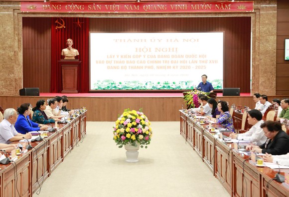 Đảng đoàn Quốc hội cho ý kiến vào Dự thảo Báo cáo chính trị của Đảng bộ TP Hà Nội ảnh 1