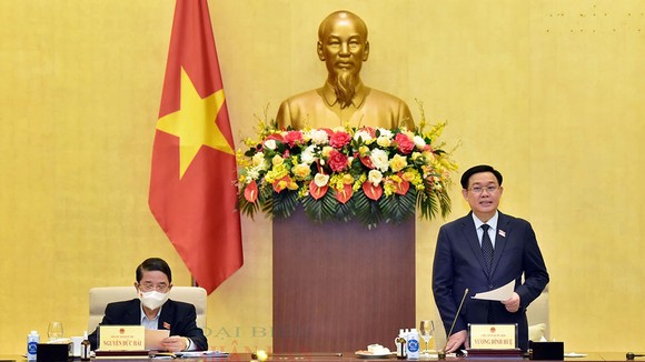 Chủ tịch Quốc hội Vương Đình Huệ chủ trì cuộc làm việc với lãnh đạo tỉnh Ninh Thuận 