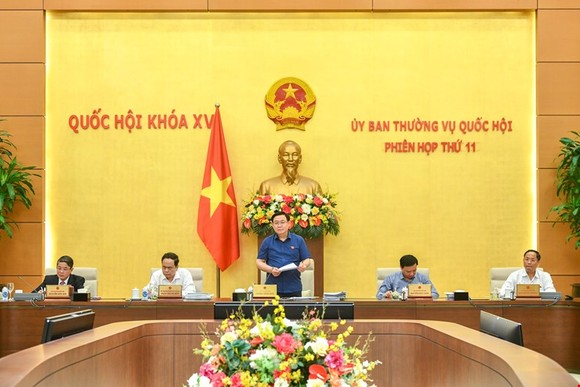 Chủ tịch Quốc hội Vương Đình Huệ phát biểu bế mạc phiên họp thứ 11 của UBTVQH