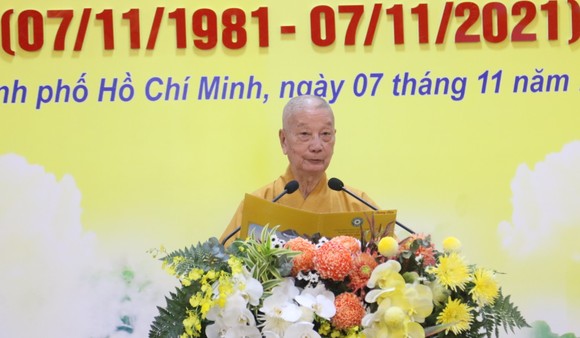 Lãnh đạo TPHCM tham dự Đại lễ kỷ niệm 40 năm thành lập Giáo hội Phật giáo Việt Nam ảnh 2