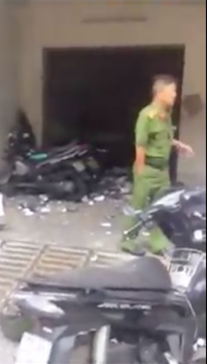 Diễn biến mới vụ nổ trước trụ sở Công an phường 12, quận Tân Bình ảnh 1