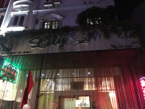 Khởi tố, bắt tạm giam quản lý và bảo vệ của spa Lily có nhân viên bán dâm cho khách ngoại quốc ảnh 1