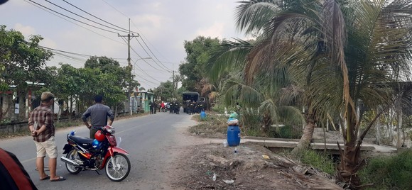 Phối hợp nhiều tỉnh thành truy bắt nghi phạm nổ súng bắn chết 5 người ở Củ Chi ảnh 12