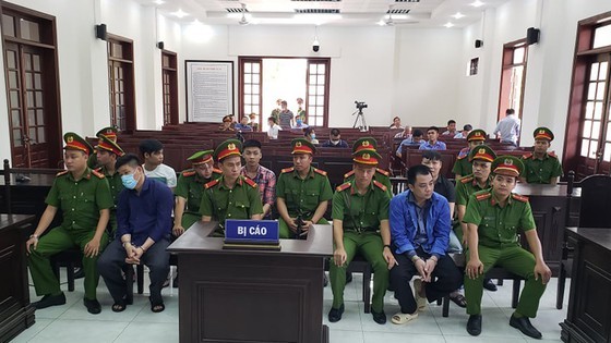 Giám đốc gọi điện giang hồ vây chặn xe công an ở Đồng Nai lãnh thêm 3 năm tù về tội trốn thuế ảnh 2
