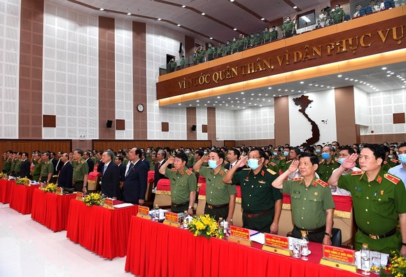 Thủ tướng Nguyễn Xuân Phúc dự khai mạc Hội nghị Công an toàn quốc lần thứ 76 ảnh 4