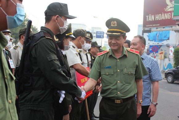 Đảm bảo tuyệt đối an ninh, trật tự tại Cảng hàng không quốc tế Tân Sơn Nhất ảnh 8