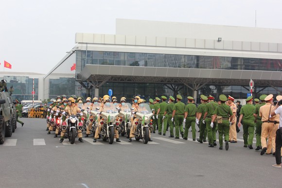 Đảm bảo tuyệt đối an ninh, trật tự tại Cảng hàng không quốc tế Tân Sơn Nhất ảnh 4