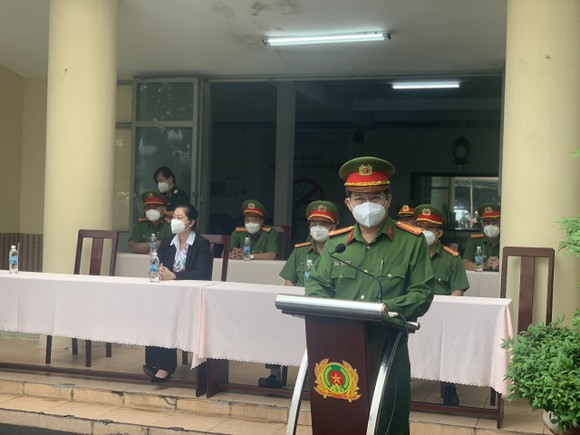 Công an TPHCM đồng loạt ra quân tuần tra, kiểm soát lưu động trong trạng thái 'bình thường mới' ảnh 2