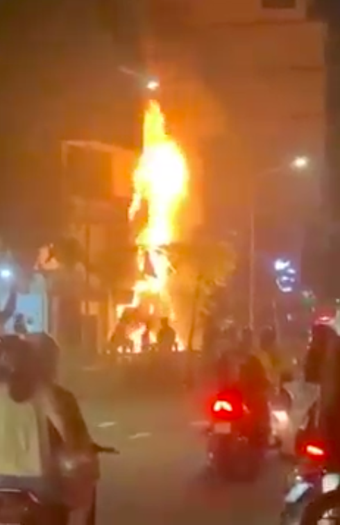 Vụ cháy nhà ở quận Tân Phú khiến cho 1 người chết, 4 người bị thương ảnh 2