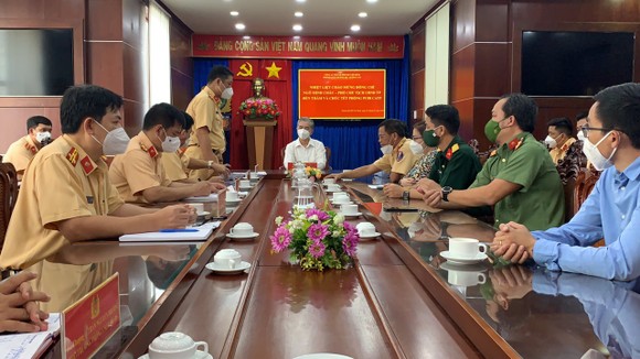 Phó Chủ tịch UBND TPHCM Ngô Minh Châu thăm, chúc tết các đơn vị ảnh 2