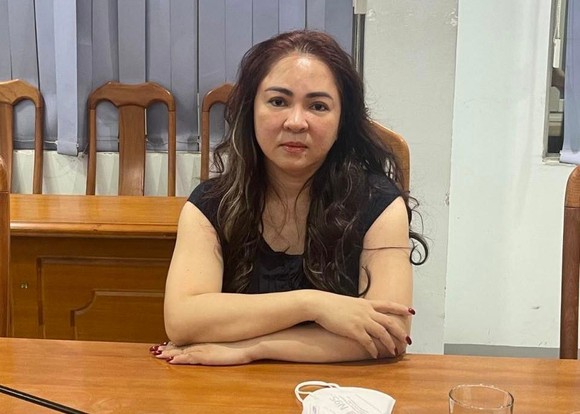Khởi tố, bắt tạm giam bà Nguyễn Phương Hằng ảnh 1