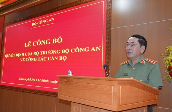 Thiếu tướng Đoàn Minh Lý giữ chức Hiệu trưởng Trường Đại học An ninh nhân dân ảnh 1