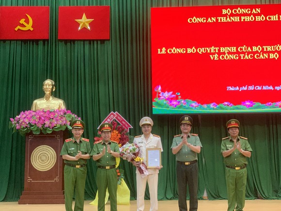 Đại tá Mai Hoàng làm Phó Giám đốc Công an TPHCM ảnh 3
