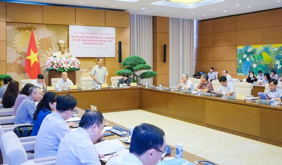 'Nhập nhèm' công - tư trong ngành y tế chính là lãng phí nguồn lực nhà nước ảnh 1