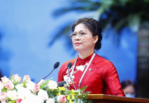 Thủ tướng Chính phủ Phạm Minh Chính dự Đại hội đại biểu phụ nữ toàn quốc lần thứ XIII ảnh 3