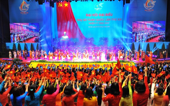 Thủ tướng Chính phủ Phạm Minh Chính dự Đại hội đại biểu phụ nữ toàn quốc lần thứ XIII ảnh 4