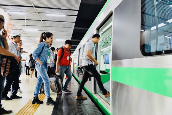 Đường sắt đô thị Cát Linh- Hà Đông lập kỷ lục mới về vận chuyển khách ảnh 1