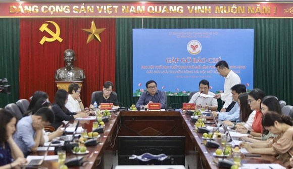 Họp báo công bố Giải Bơi chải thuyền rồng Hà Nội mở rộng năm 2022 và Đại hội Thể dục thể thao Thủ đô lần thứ X