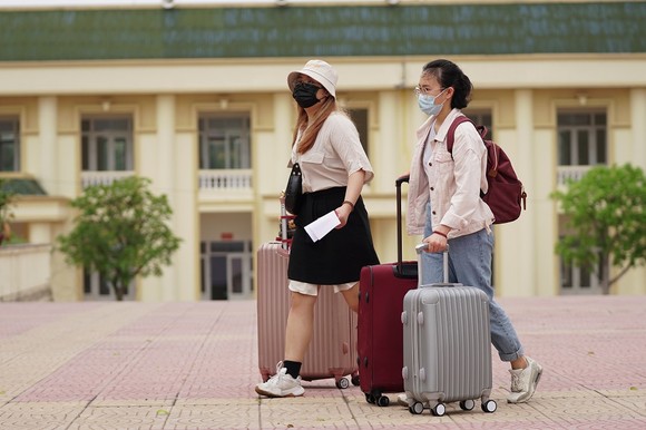 Gần 800 công dân hoàn tất thời gian cách ly khi trở về từ vùng dịch ảnh 8