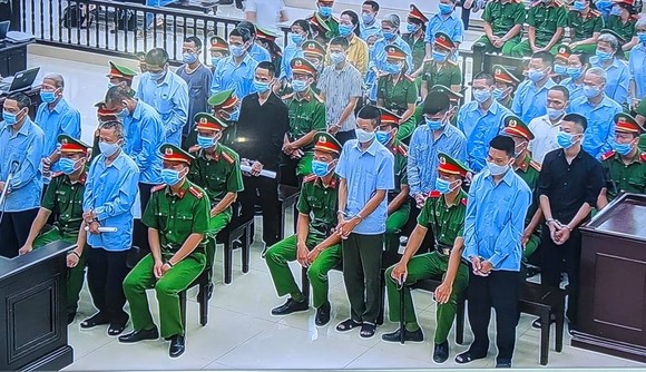 Đang xét xử 29 bị cáo trong vụ Đồng Tâm ảnh 6