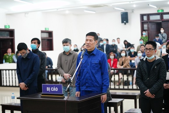 Cựu Giám đốc CDC Hà Nội xin tòa giảm nhẹ cho thuộc cấp của mình ảnh 1