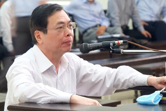Cựu Bộ trưởng Vũ Huy Hoàng bị đề nghị từ 10-11 năm tù ảnh 1