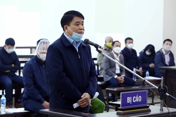 Ông Nguyễn Đức Chung nói sẵn sàng bỏ tiền, nhà ra đền cho nhà nước, nếu làm sai ảnh 1