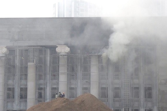 Cháy lớn tại trụ sở Tòa án nhân dân TP Hà Nội đang hoàn thiện ảnh 5