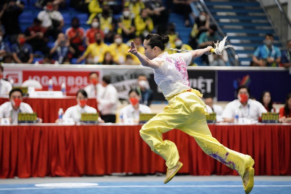 VĐV Wushu Việt Nam "bay" trên chiến thắng ảnh 12